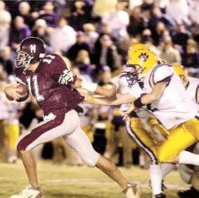 South Greene- Adam Hansel streaks down the field on an 85-yd. touchdown run in the first quarter