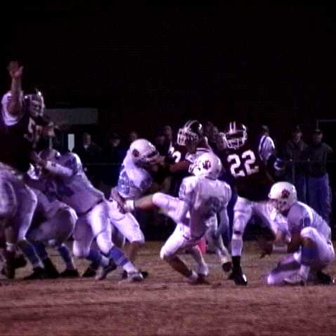 USJ- #3 Andy Metcalf loses his footing on the unsuccessful field goal attempt