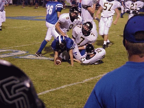 A flock of Smith County Owls on the tackle