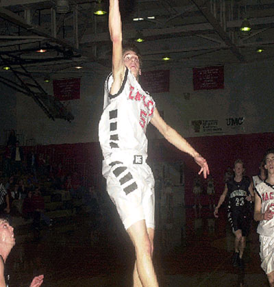 Darren Gregory lays it in