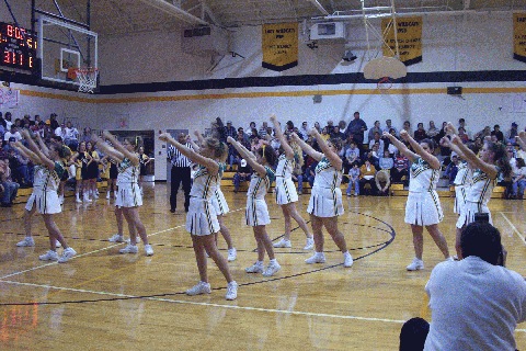 Collinwood cheerleaders