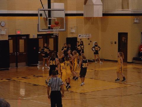 #44 Allen for 2 pts.