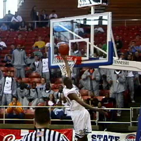 Mitchell- #33 Thaddeus Young gives his team the lead