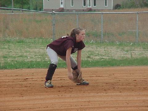 Ashley Stafford down and ready at 2nd base.