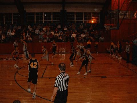 #23 Love passing to #42 Greenhill