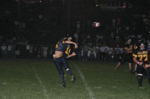 king thows for first down