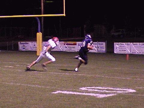Dustin Fults scores on the 32 yd. pass from Justin Bryant.