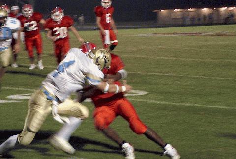 JINKS HARTSFIELD BREAKING A TACKLE