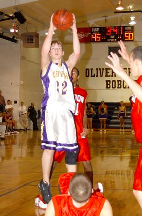 Kody Phillips puts in an easy two.