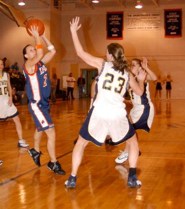 Sarah Cupp from in close.