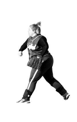 Munford's Michelle Hunt throws some heat.