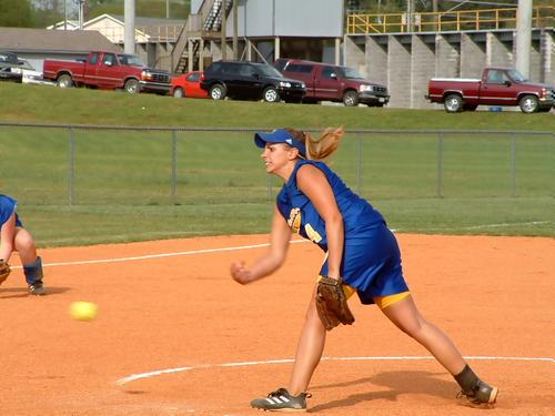 Sweetwater ace Sarah Houser  lets it fly !
