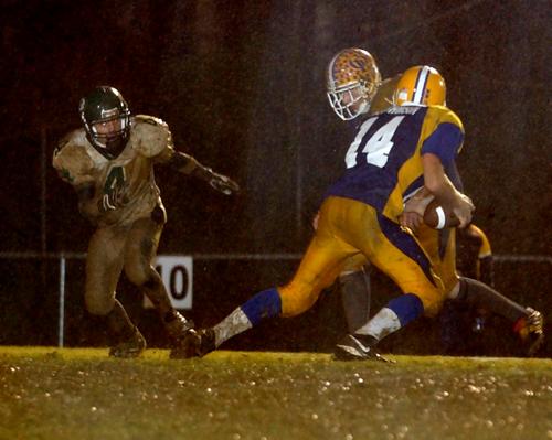 Gatlinburg-Pittman tries a fake field goal.