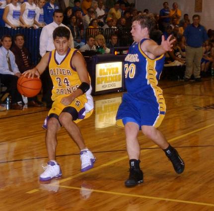 Oliver Springs' Ross Sampson on the move.