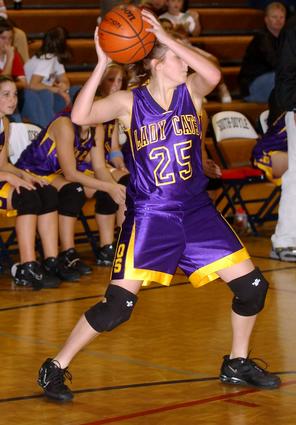 Oliver Springs PG Andrea Parton looks for an open teammate.