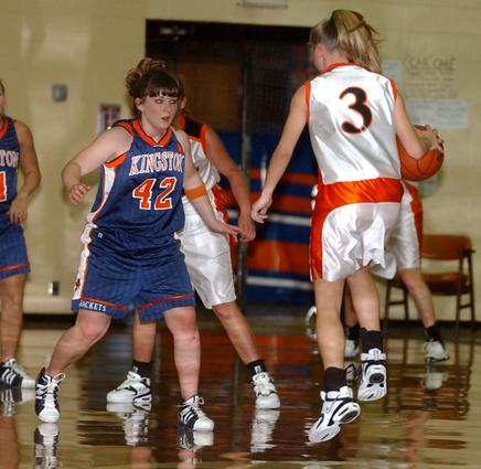 Laura Fielden guards Ashley Mowery.