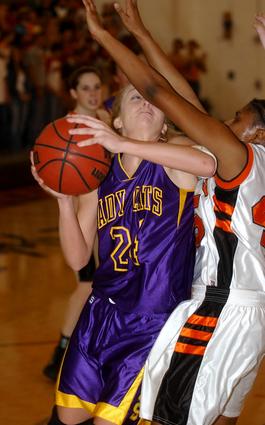 Kara Monk challenges Valnesha Redd.