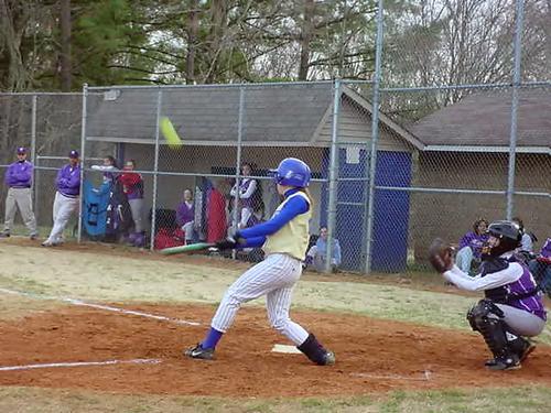 A Fillie swings away