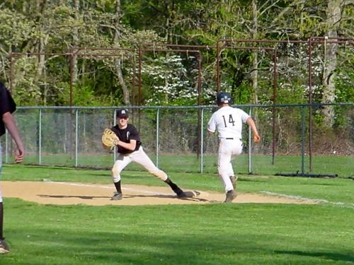 Dunan getting the out on first