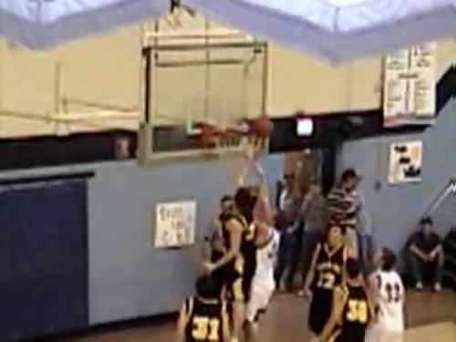 quin cooper dives for a ball