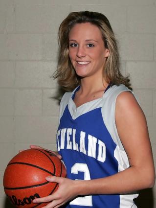 Crista Burnett scores 1,000th point!