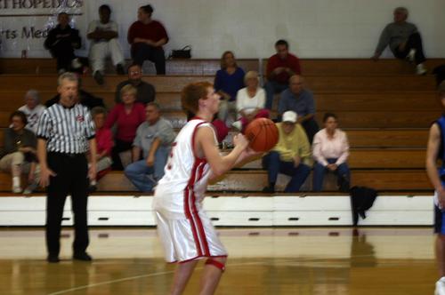 #5 Pepper Pickett at the line