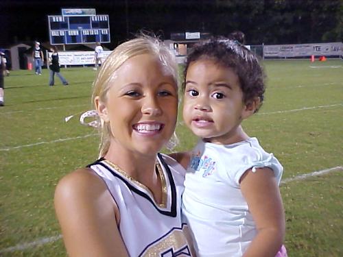 SC Senior Cheerleader Kelly Silcox and Kalee