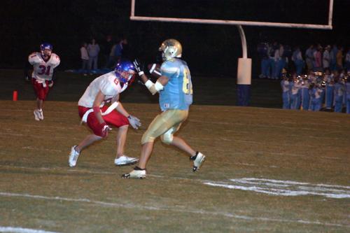 #82 Wyatt catches a late pass as the Jet comback fall short