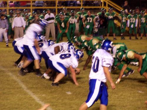 #30 Michael Weatherly plays split-end for the Tigers.
