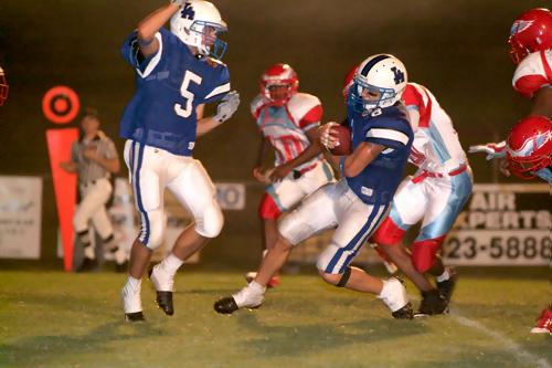 Wilson Cates on the run