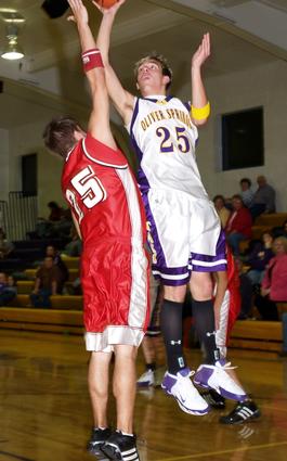 Wampler lays it up for two