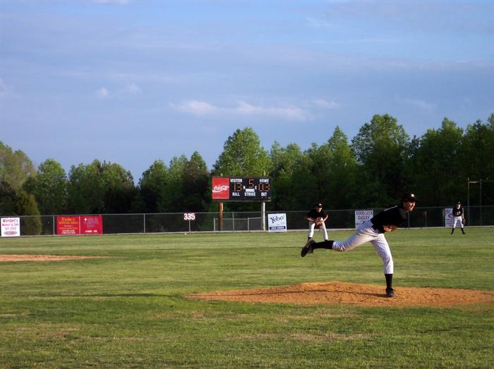 Christiansen completes 1 hitter with this pitch!
