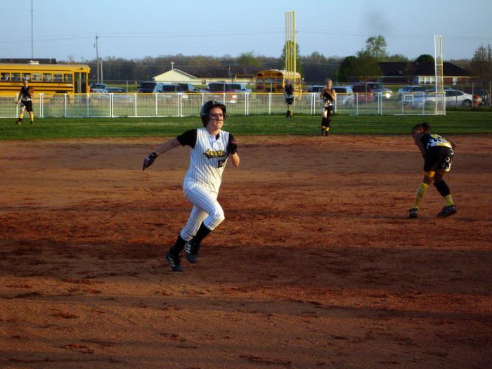 Jessica Green Hustles Into Third