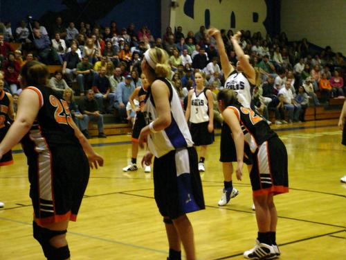 Chandler scores a basket in a free throw