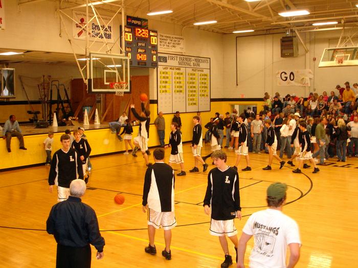 Loretto Boys Warm Up