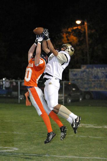 Springfield's Derrick Smith catches the pass and takes it in for the tocudown