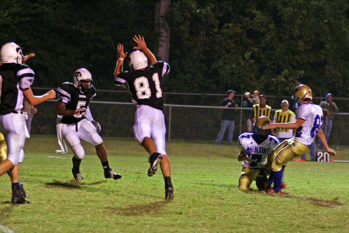 SS's Chris Sipes 81 & Malik Fryer 5 almost block McNairy extra point