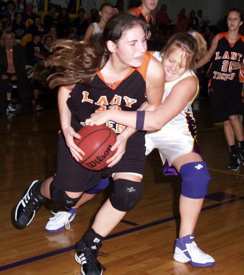 Bilyeu tries for the steal.