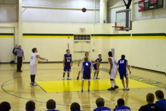 Myers shoot free throws