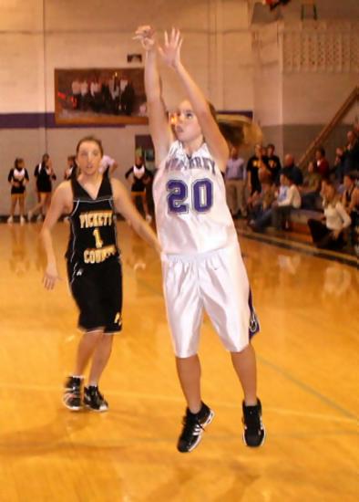 Elizabeth Sampley shoots and scores