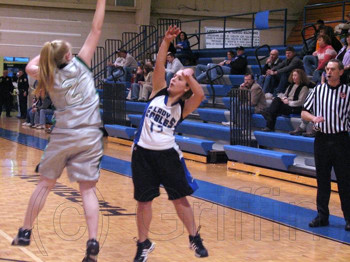 Breanna Turner fires the ball