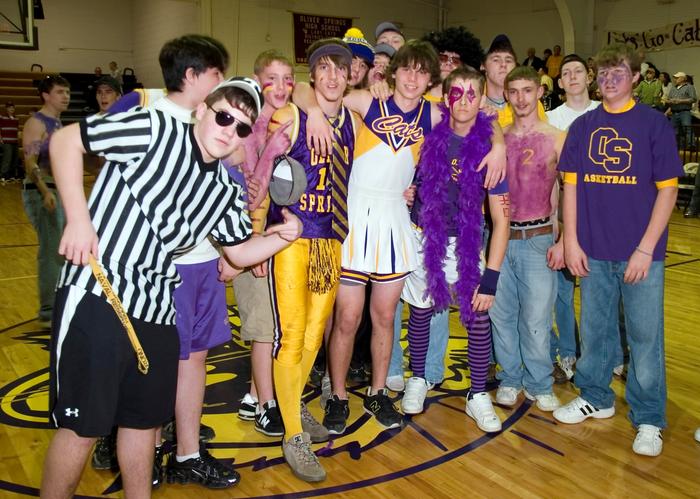 OS fans celebrate the victory